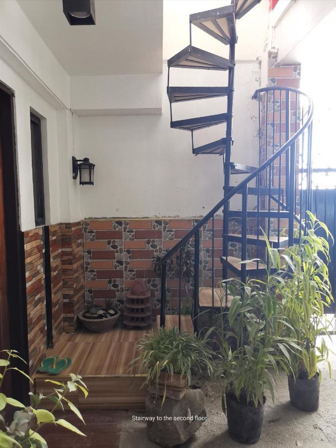 Country Bug Inn Tagaytay City Bagian luar foto
