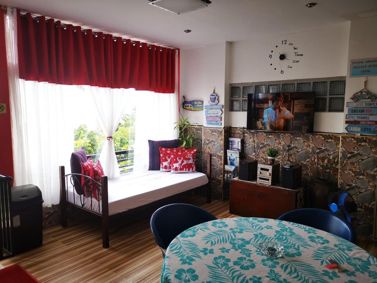 Country Bug Inn Tagaytay City Bagian luar foto