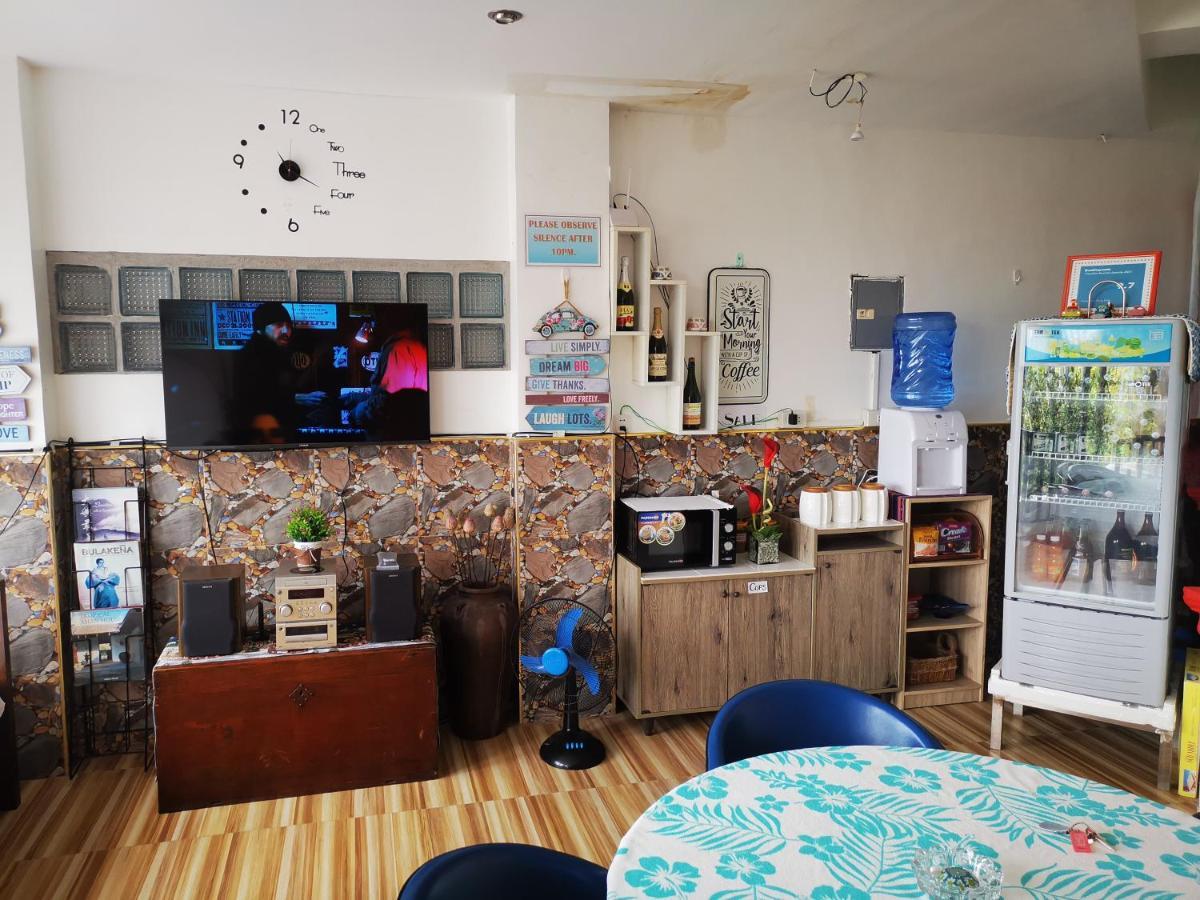 Country Bug Inn Tagaytay City Bagian luar foto