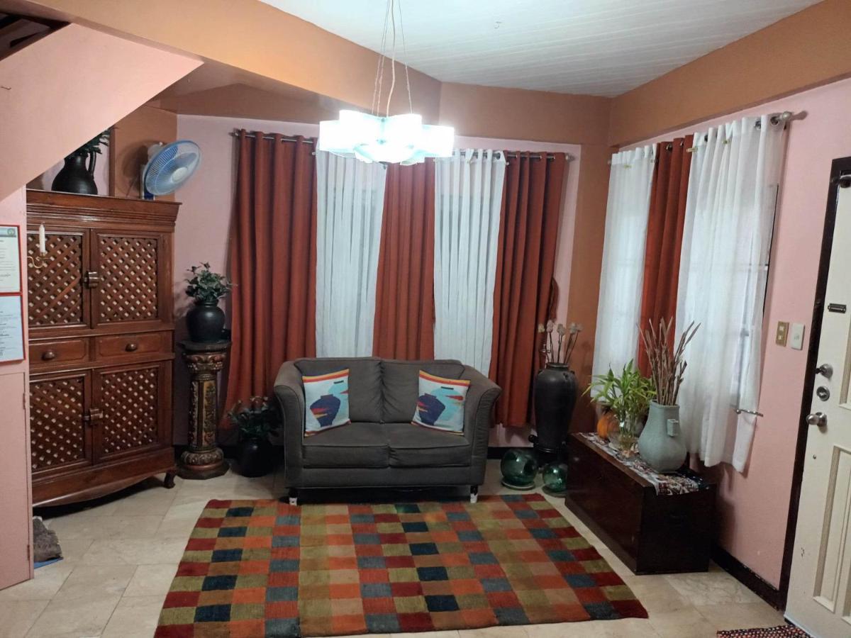 Country Bug Inn Tagaytay City Bagian luar foto