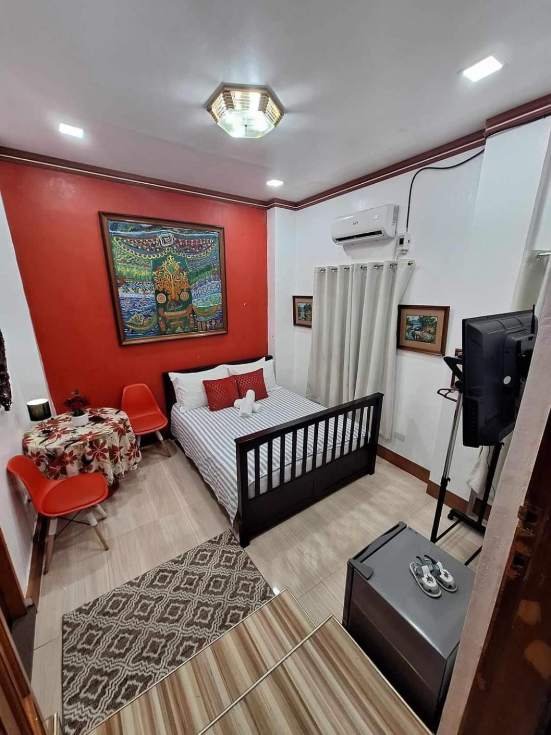 Country Bug Inn Tagaytay City Bagian luar foto