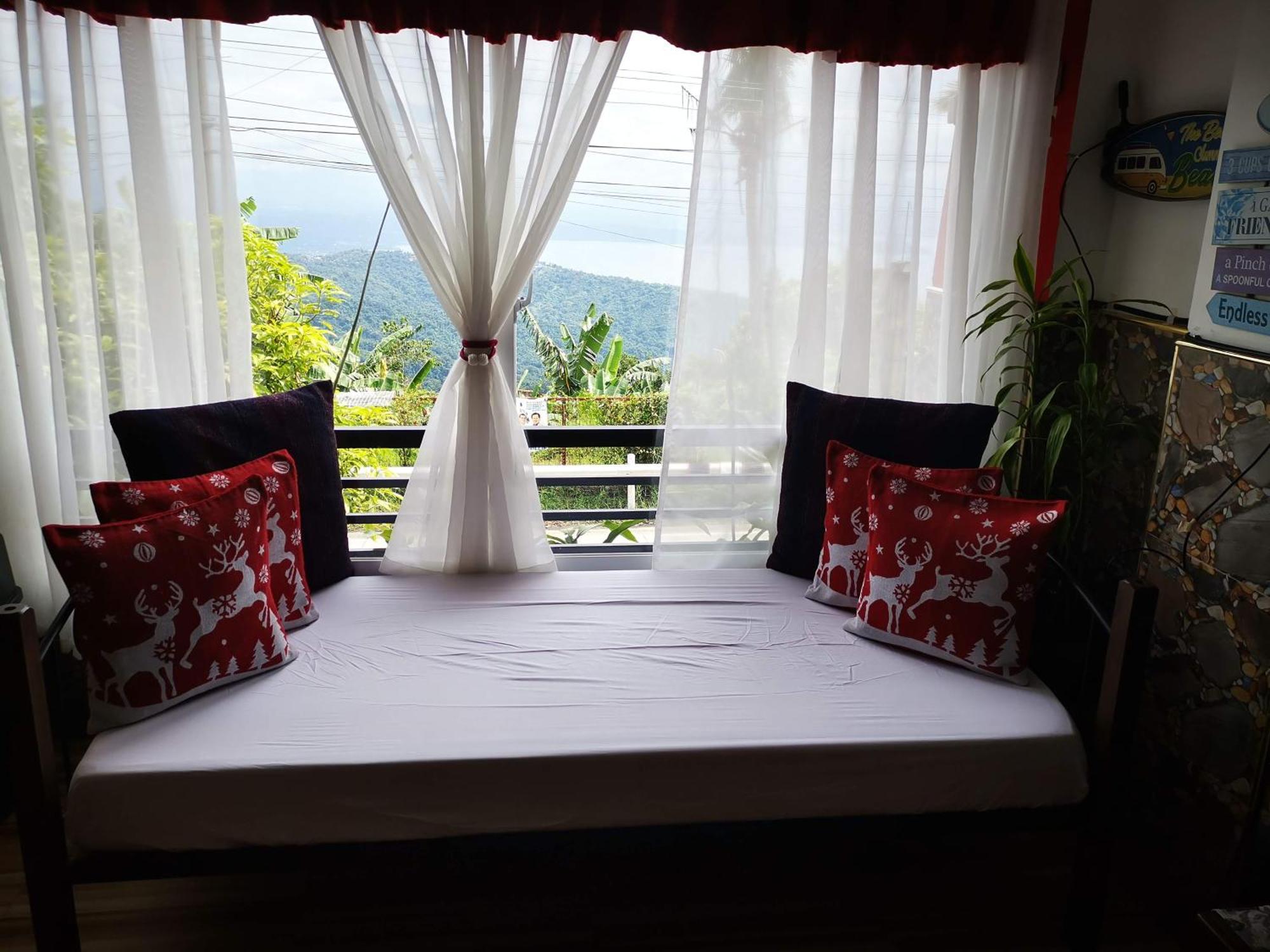 Country Bug Inn Tagaytay City Bagian luar foto